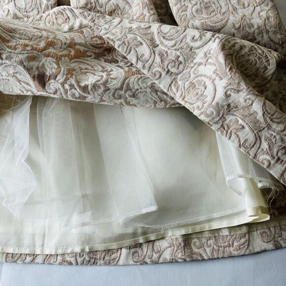 Eliza J Ladies Dress Size 8 Tapestry Print Evening Wear Jeweled Neckline - Picture 10 of 13